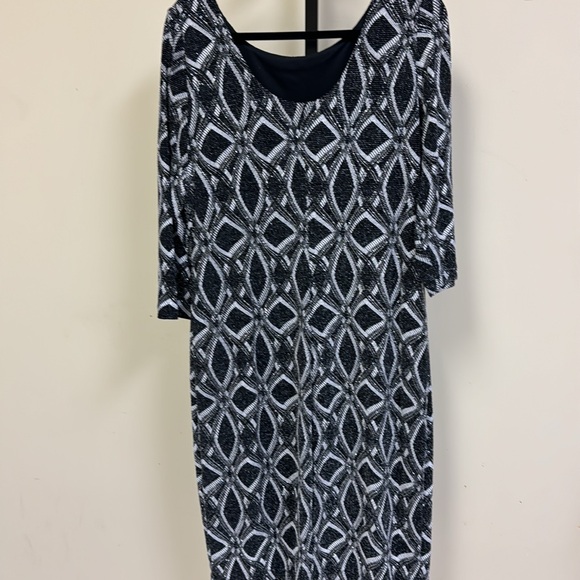 Plus size ignite evenings black-silver formal dress - Picture 5 of 7